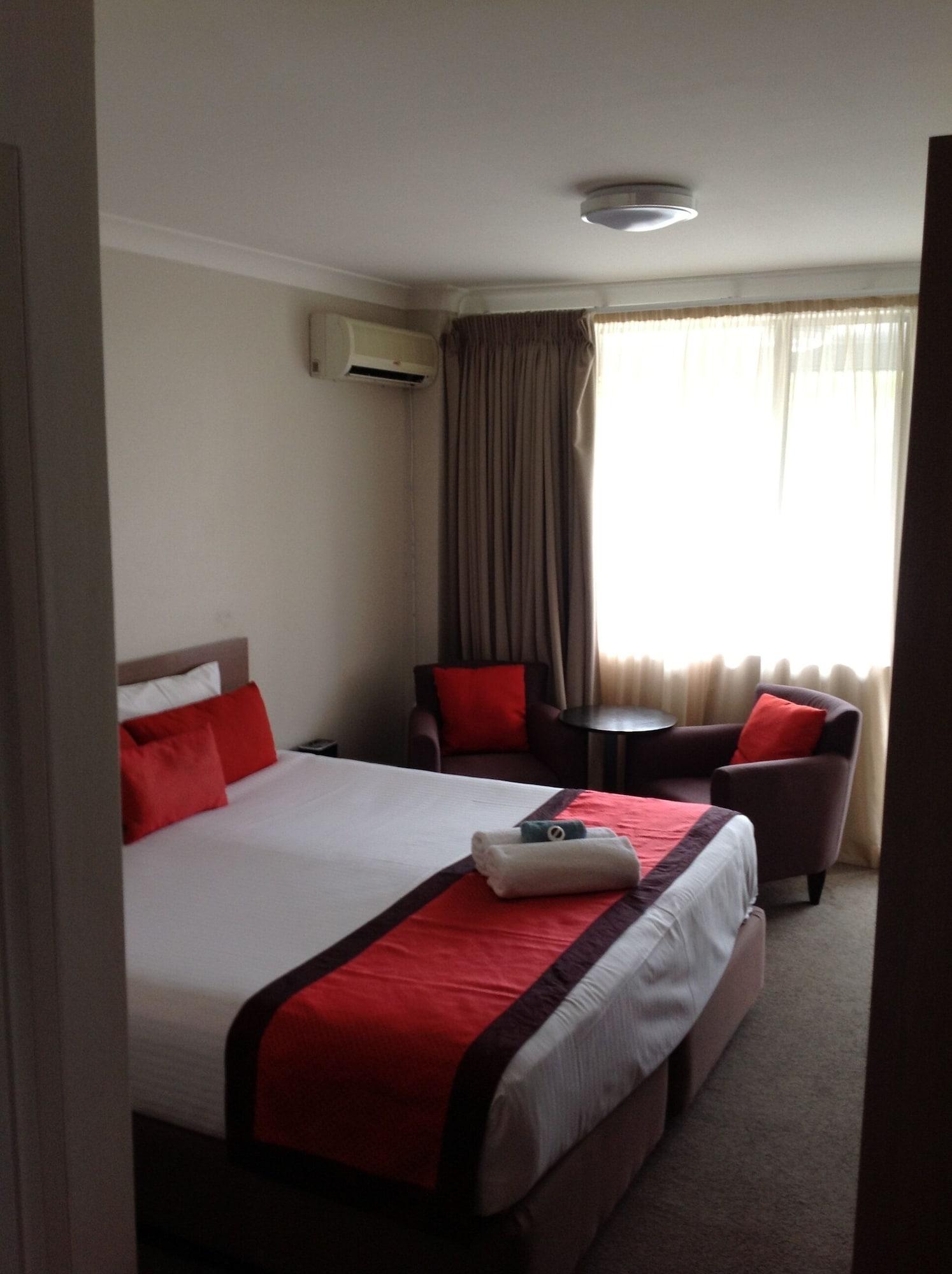 Peninsula Nelson Bay Motel And Serviced Apartments Bagian luar foto