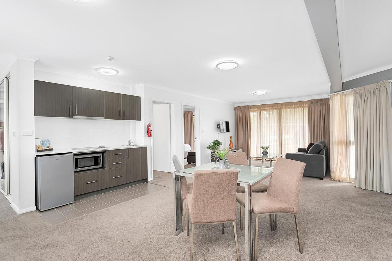 Peninsula Nelson Bay Motel And Serviced Apartments Bagian luar foto