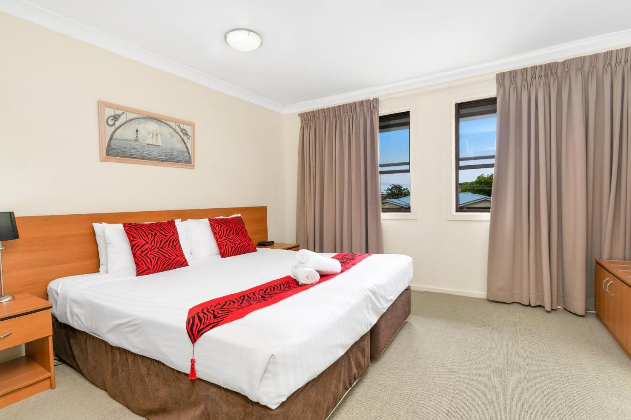 Peninsula Nelson Bay Motel And Serviced Apartments Bagian luar foto
